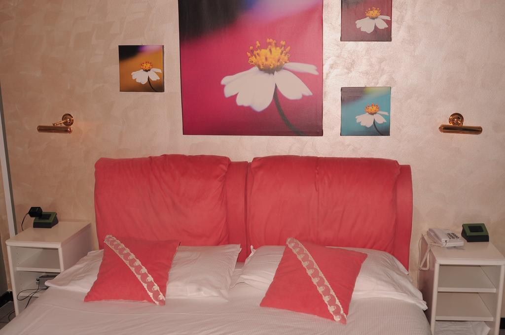 Conca Azzurra Wellness & Beauty Hotel Ranco Bagian luar foto