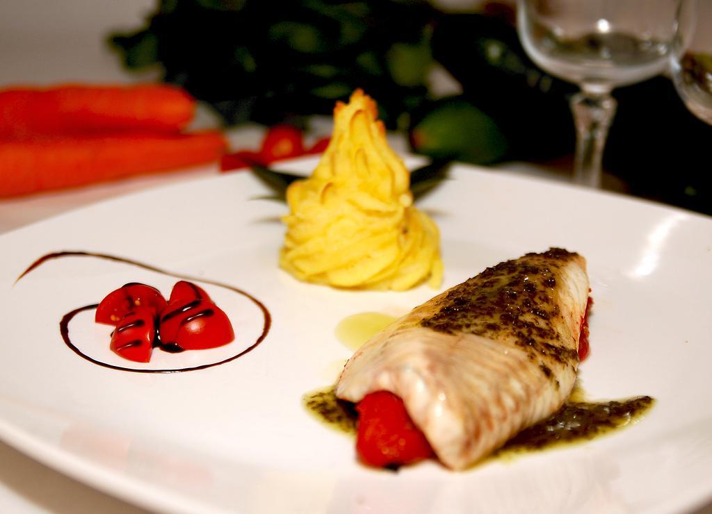 Conca Azzurra Wellness & Beauty Hotel Ranco Bagian luar foto