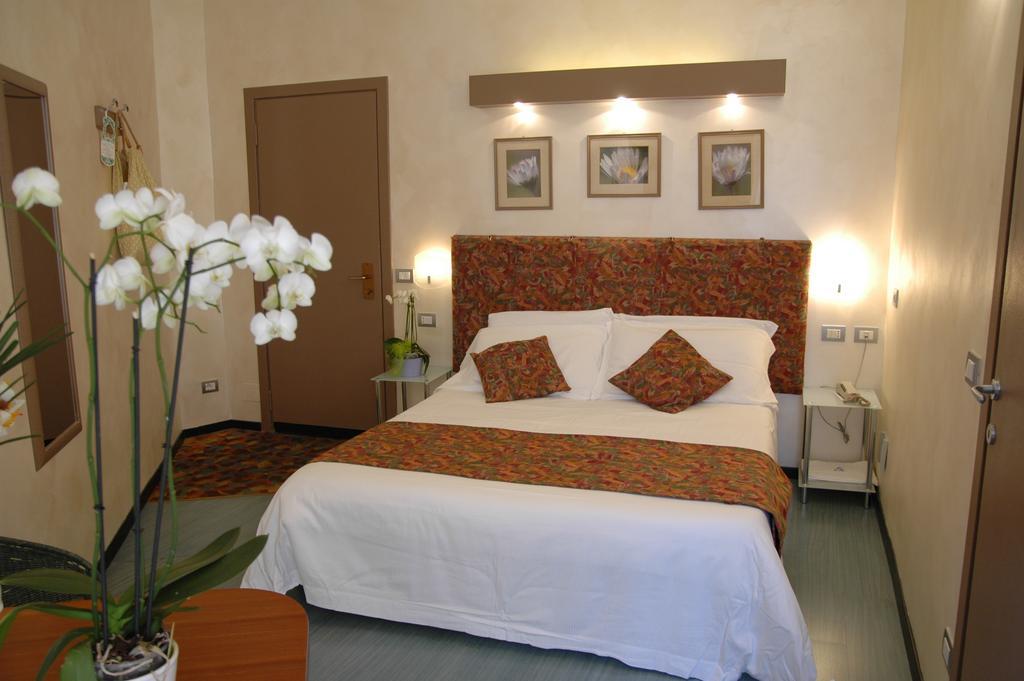 Conca Azzurra Wellness & Beauty Hotel Ranco Bagian luar foto